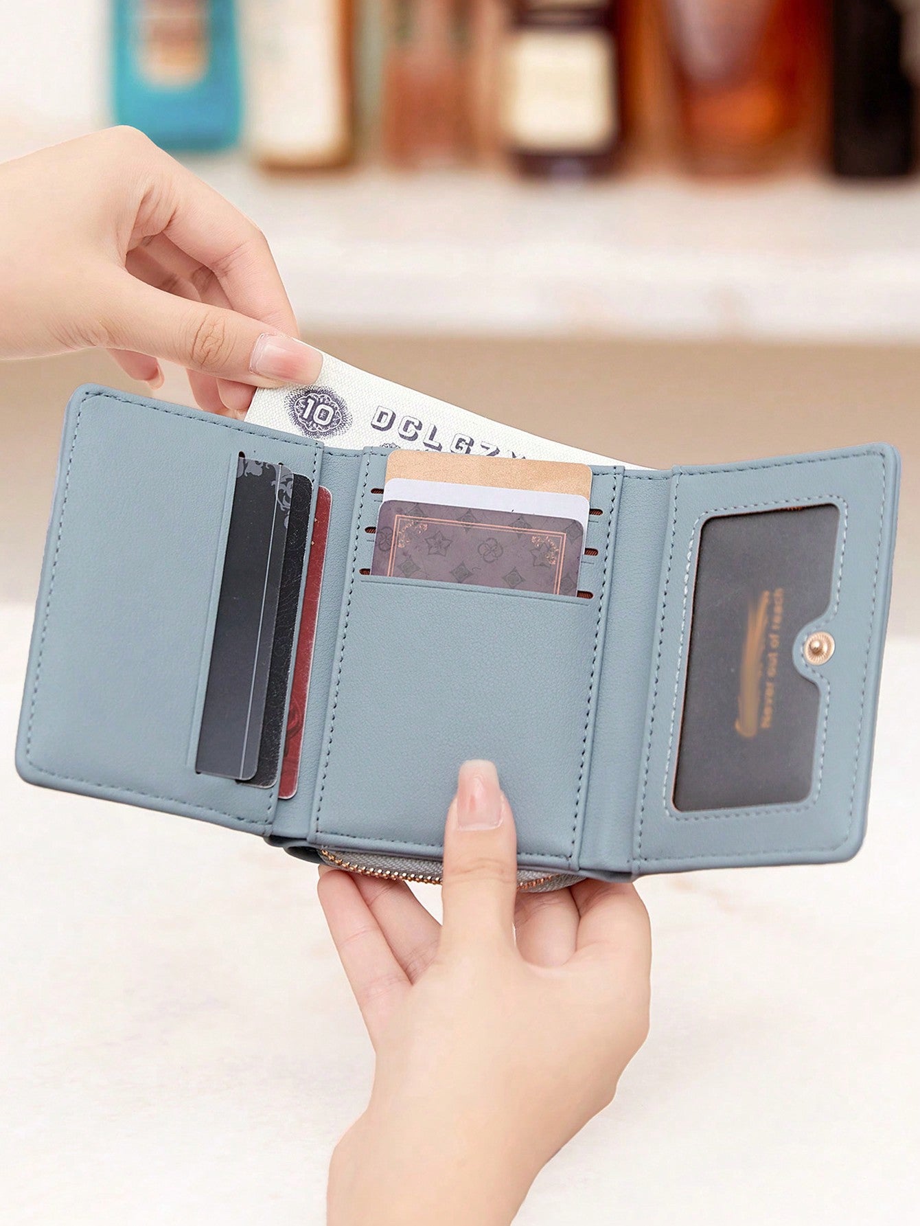 https://img.ltwebstatic.com/images3_spmp/2023/12/23/cc/17032998903698eb87fa28ec4df8efa8cf68bff79f.jpg