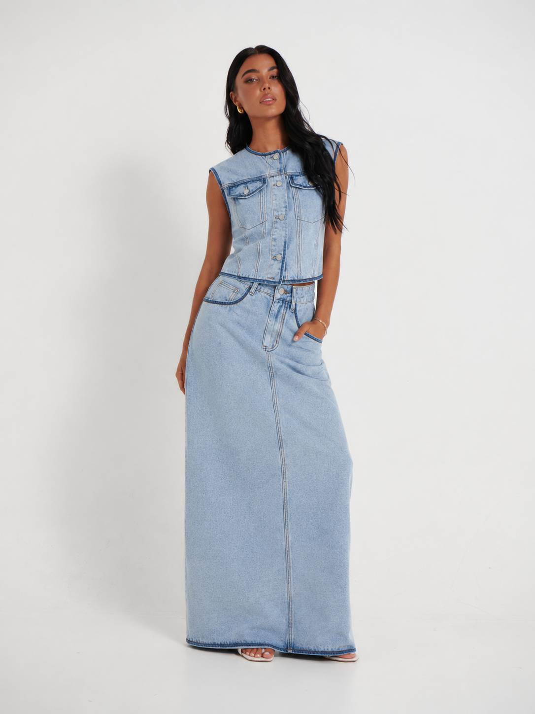Ženski Denimski Set S Kontrastnim Urezom