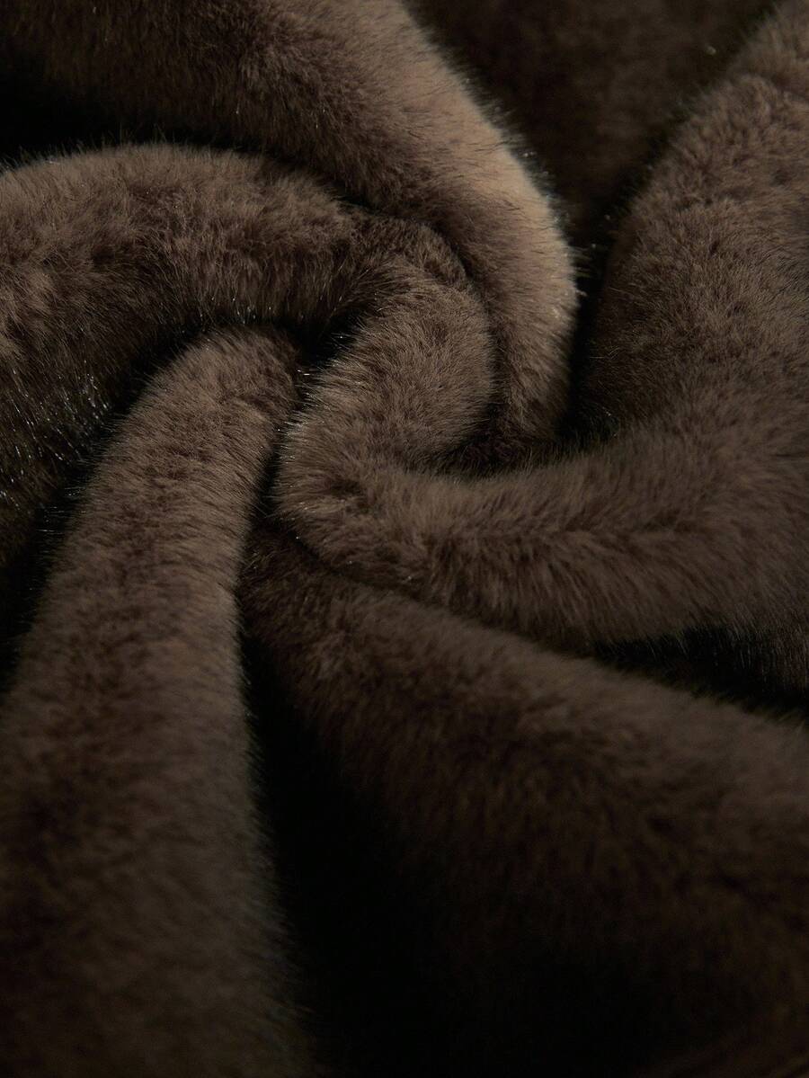 https://img.ltwebstatic.com/v4/j/pi/2025/08/19/34/17555721437b6358ce673a00db4b8e6391750ca9d7_thumbnail_900x.webp