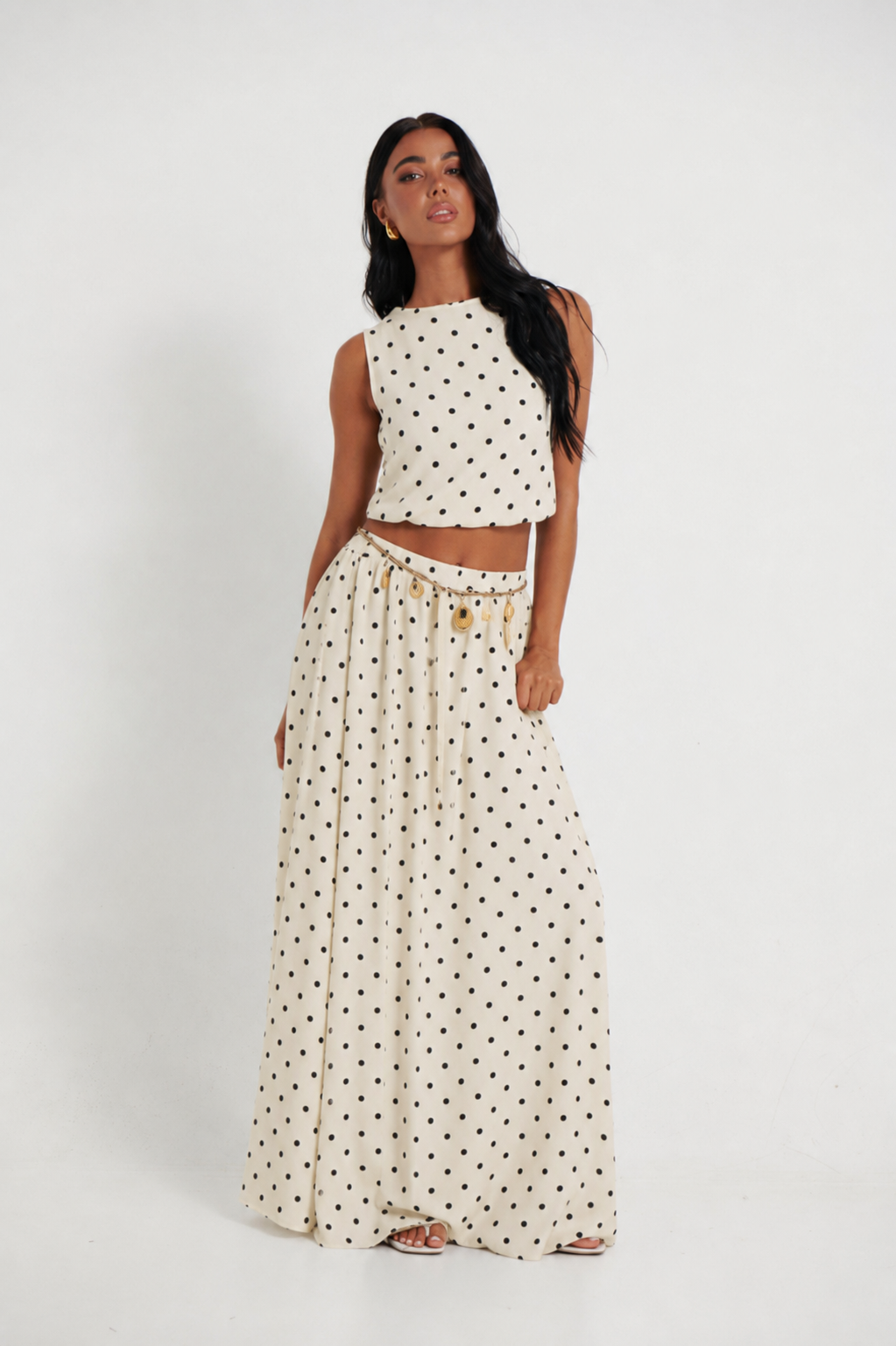 Ženski ljetni komplet od 2 dela, krojena majica s tačkama i suknja