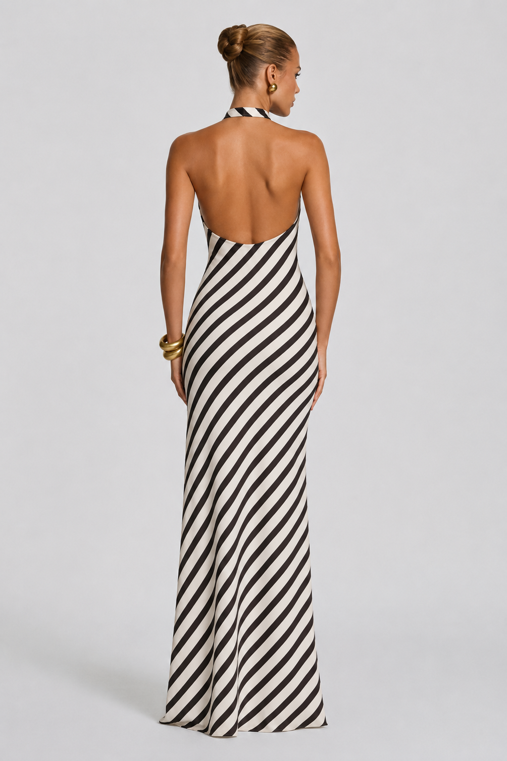 Halter Maxi Haljina sa Dijagonalnim Prugama i Otvorenim Leđima